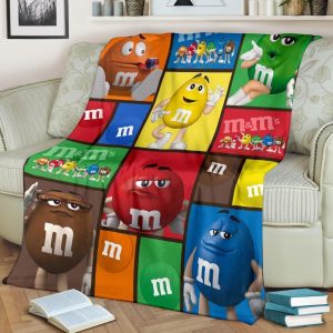 M&M BEST SELLER FLEECE BLANKET GIFT FOR FAN